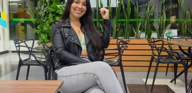 Model - Iris Moira feet