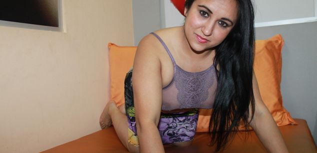 Model - CatalinaFoxxy cumplay