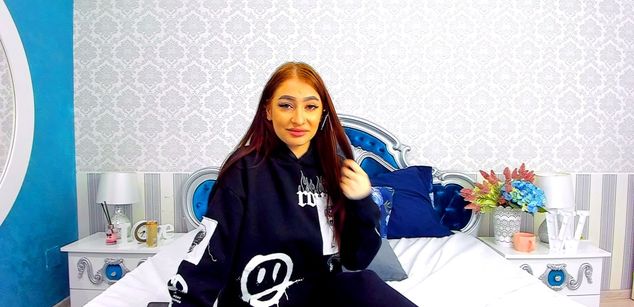 Model - ArielFlame student