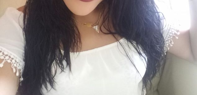 Model - Carla Longan Hot