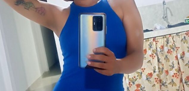 Model - Flowertasty daring