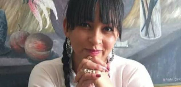 Model - SusiCortez friendly