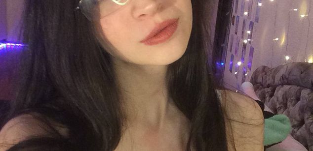 Model - Anitamagis cute