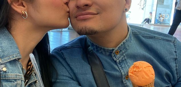 Model - Miah amp Jhors 18