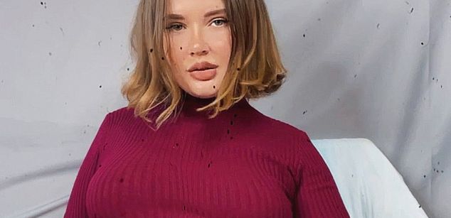 Model - Emeralda dominatrix