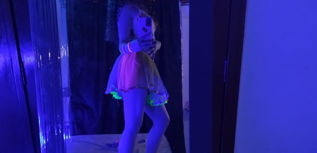 Model - victoria_z1 juegoderoll