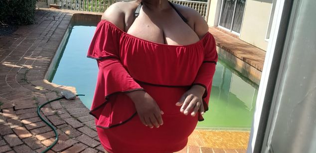 Model - SexyBustyWendy bigboobs