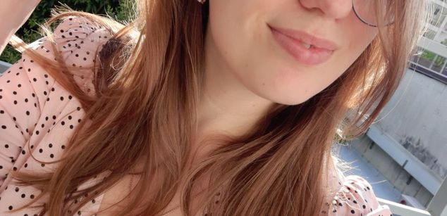 Model - Allison cumshow