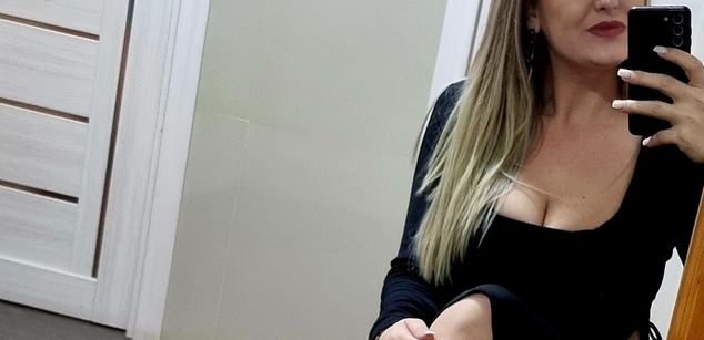 Model - MayaTrainor joi