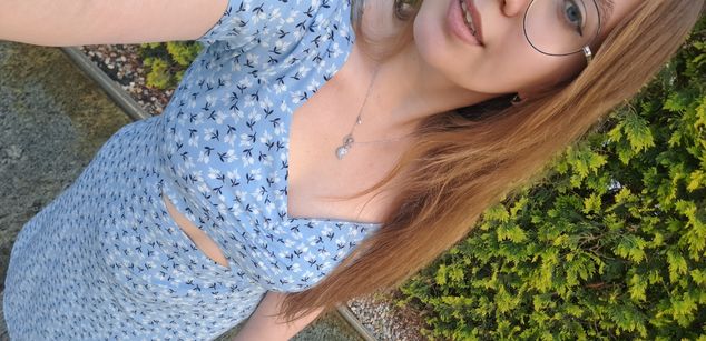 Model - Allison cumshow