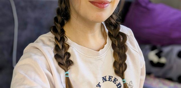 Model - Allison cumshow