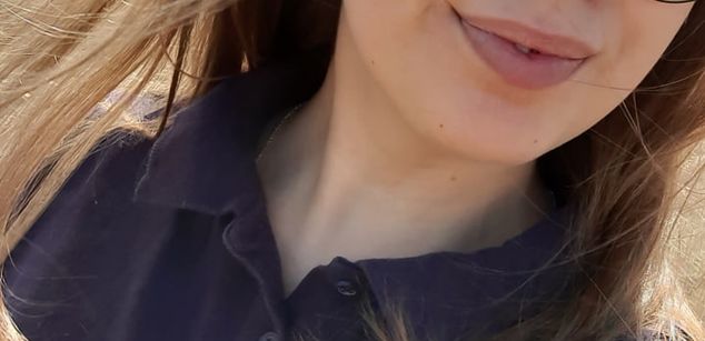 Model - Allison cumshow