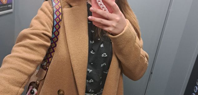 Model - Allison cumshow