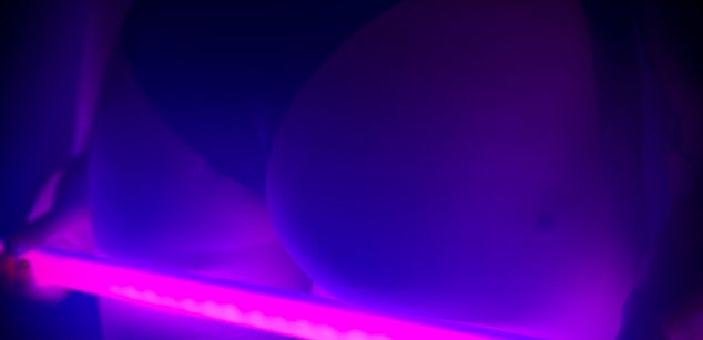 Model - Anna_Baker shy