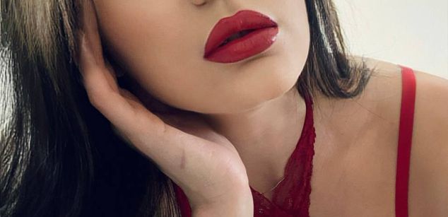 Model - Maria_shyLi new