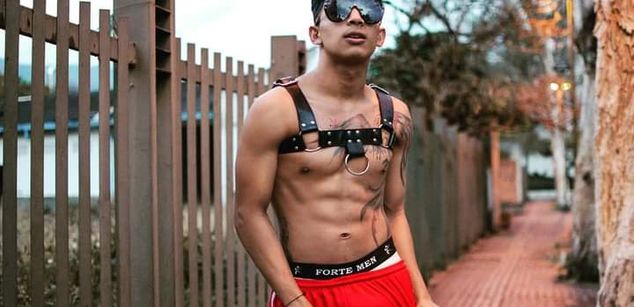 Model - DANNY ALDANA pollon