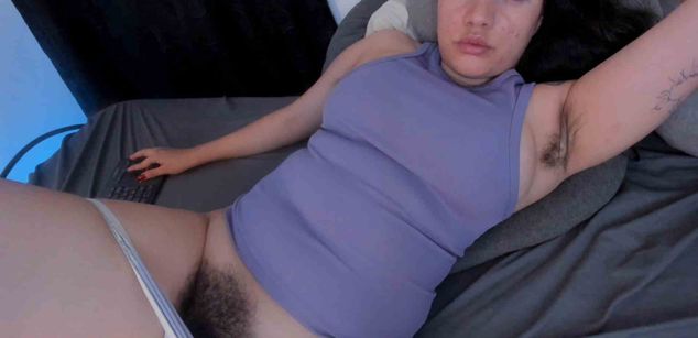 Model - Carmen Carmesi squirt