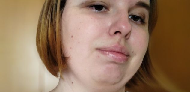 Model - Isabelle_Lin shy