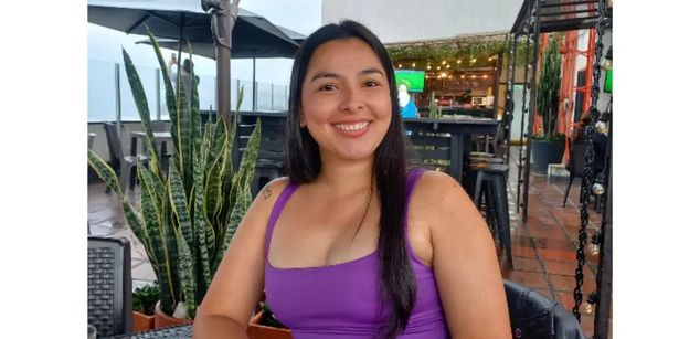 Model - Iris Moira feet