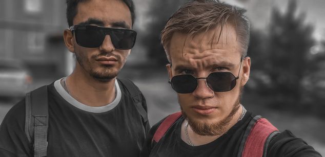 Model - Mikiien lgbt