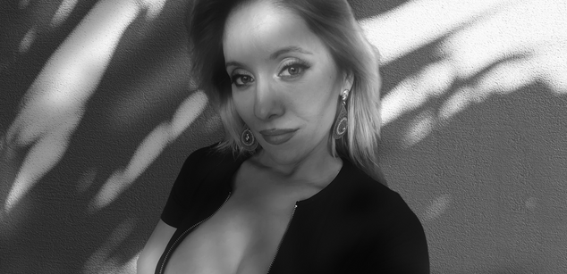 Model - Entitled Bitch joi