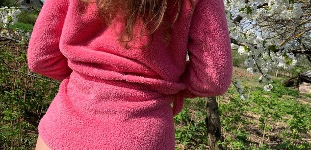 Model - MargoSexy dancing