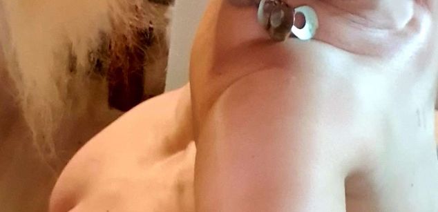 Model - LeilaHot69 squirt