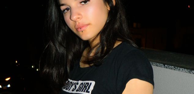 Model - LucyPurple squirt