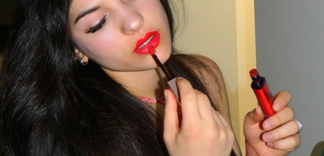 Model - LucyPurple squirt