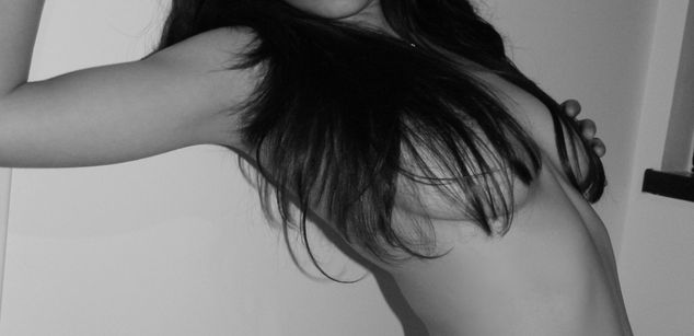 Model - LucyPurple squirt