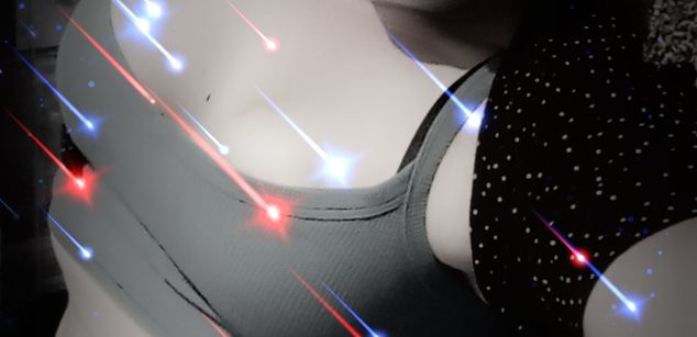 Model - Kami Olahey brat