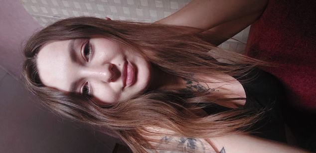 Model - CrystalDi naked