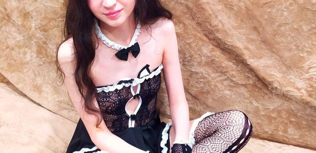 Model - Anitamagis cute