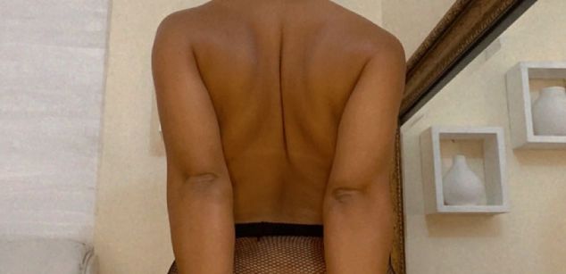 Model - AnnaKroes anal