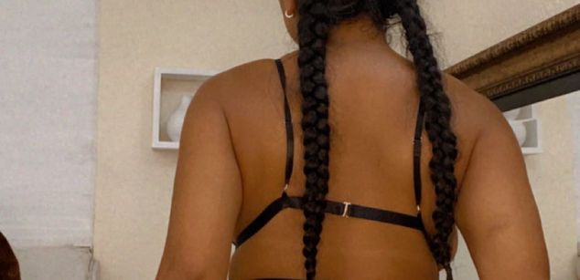 Model - AnnaKroes anal