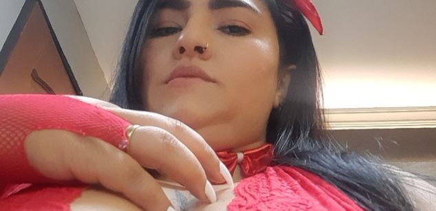 Model - Anyrebels pies