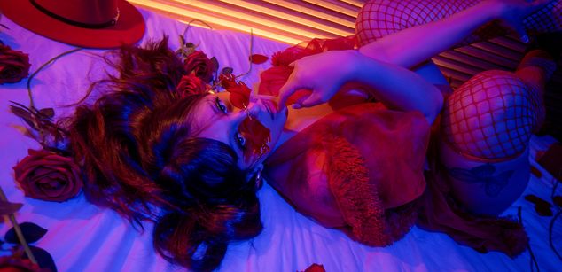 Model - Charlotte Jones ahegao