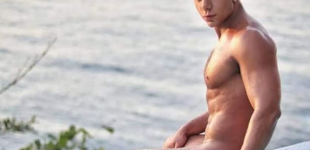 Model - Fernando Ferraz bigcum