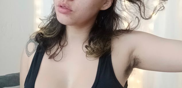 Model - Carmen Carmesi squirt