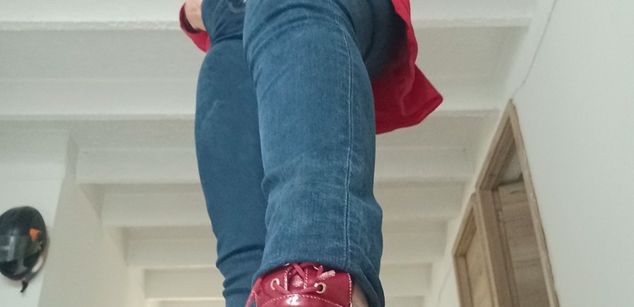 Model - Carmen Carmesi squirt