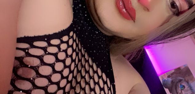 Model - maryan castaldi cum