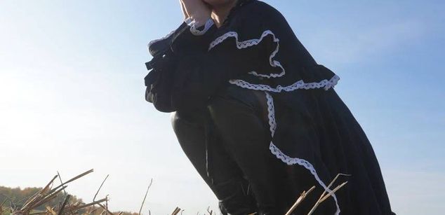 Model - Caroline niceass