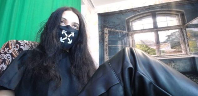 Model - Miss Stress cei