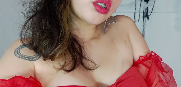 Model - Carmen Carmesi squirt