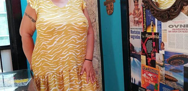 Model - Selene mature