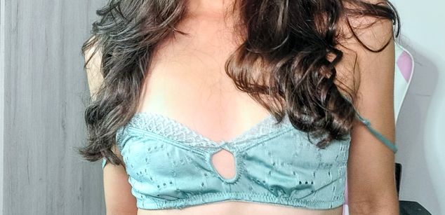 Model - Sylvie Gomez bigass