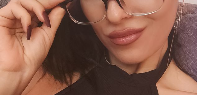 Model - Entitled Bitch joi