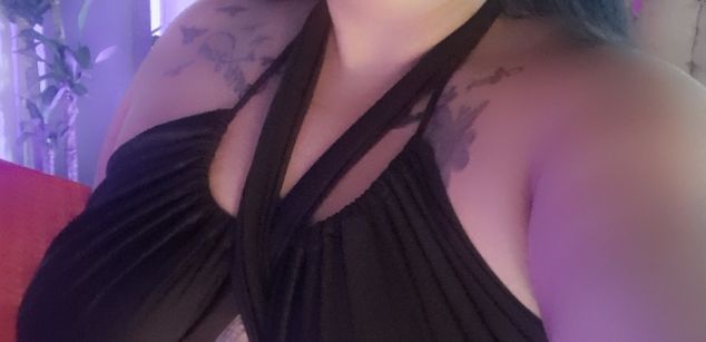 Model - Anyrebels pies