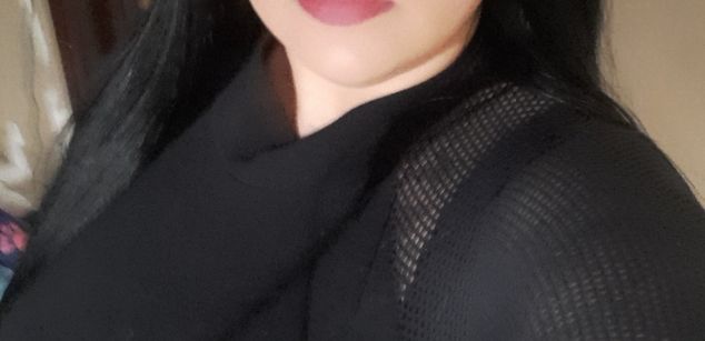 Model - Anyrebels pies