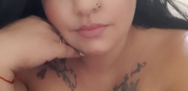 Model - Anyrebels pies